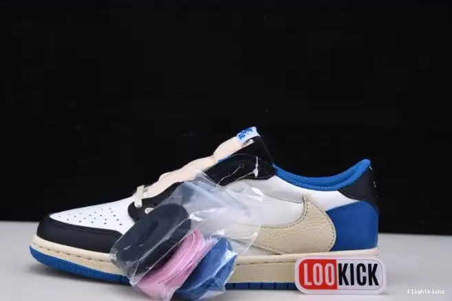 Travis Scott Air x DM7866-140 Design Low Fragment 1 x Retro Jordan 0701